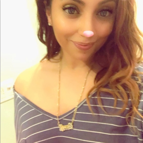 Meet your Posher, Candy - Picture 4 of 8